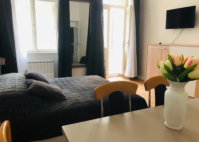 Modern Cozy Apartment In Central Prague